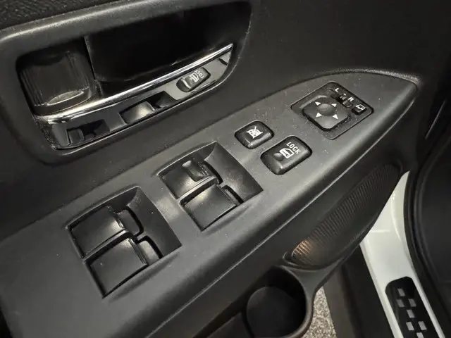 Mitsubishi ASX 1.6 ClearTec 2014 Benzine 15
