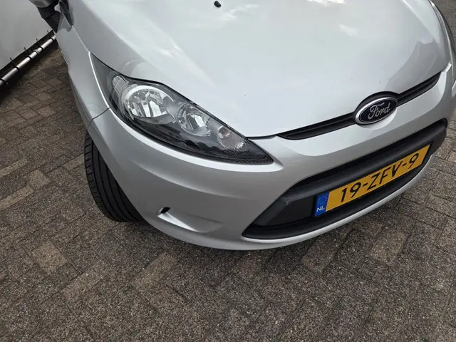 Ford Fiesta 1.25 Limited 2012 Benzine 27
