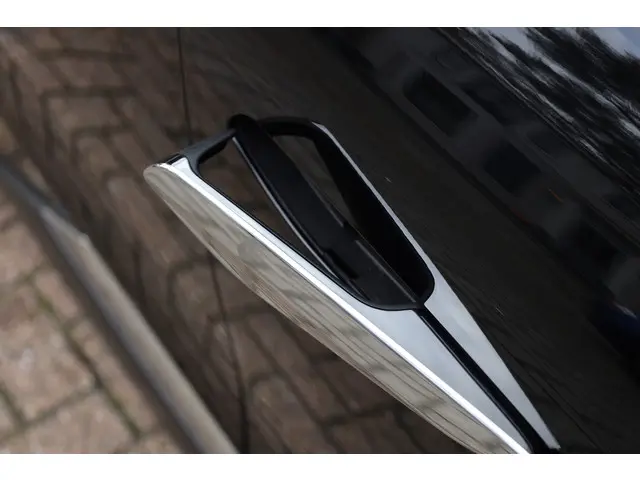 DS DS 4 e-Tense 225 'Etoile' 2024 Hybride Benzine 16