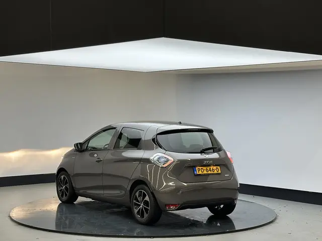 Renault ZOE Q90 Bose Quickcharge 41 kWh 2017 Elektrisch 9
