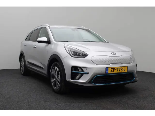 Kia e-Niro ExecutiveLine 64 kWh 2019 Elektrisch 13