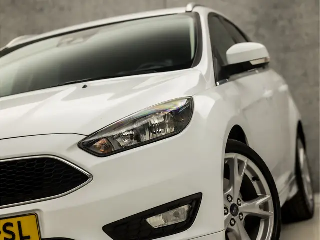 Ford Focus Wagon 1.5 ST-Line Titanium 2016 Benzine 14