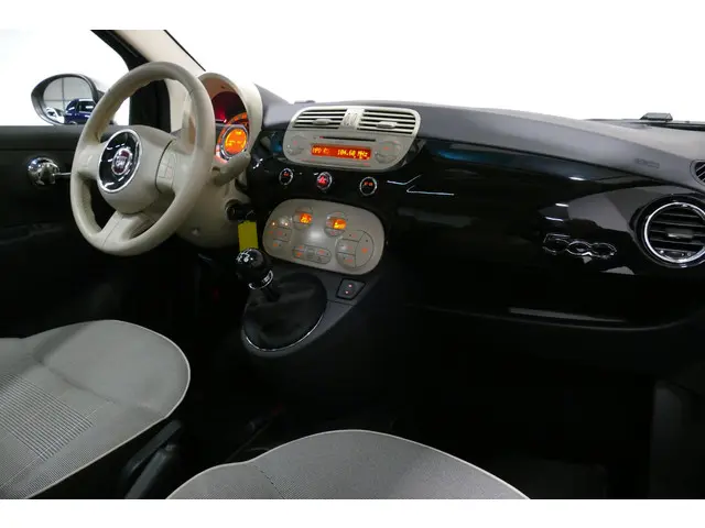 Fiat 500 0.9 TwinAir Turbo Lounge 2015 Benzine 2