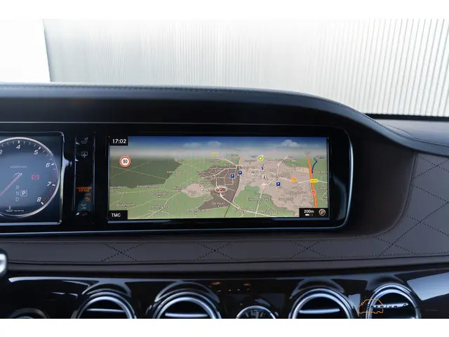 Mercedes-Benz S-Klasse 500 Maybach 2015 Benzine 41