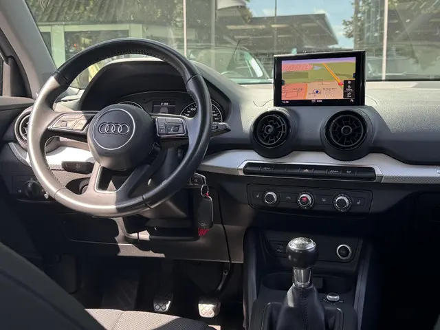 Audi Q2 1.0 TFSI #limited 2017 Benzine 7