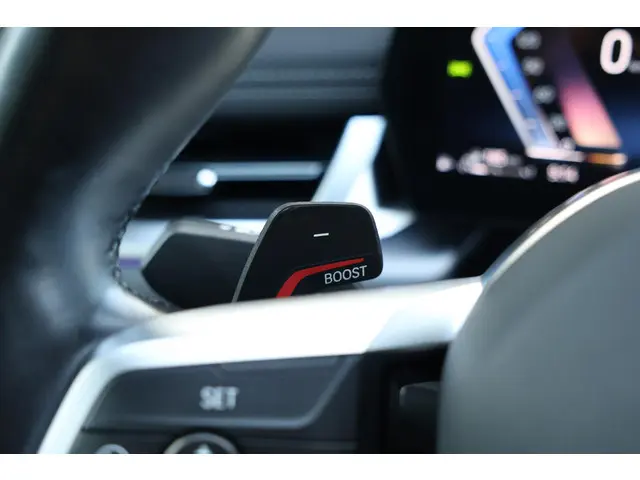 BMW X1 xDrive30e 2023 Hybride Benzine 28