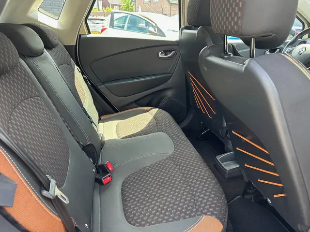 Renault Captur 0.9 TCe (90pk) Intens! LED! Navi! 2018 Benzine 11