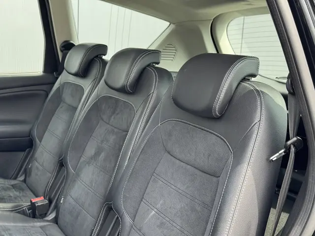 Ford S-Max 1.6 EcoBoost Platinum 2015 Benzine 12