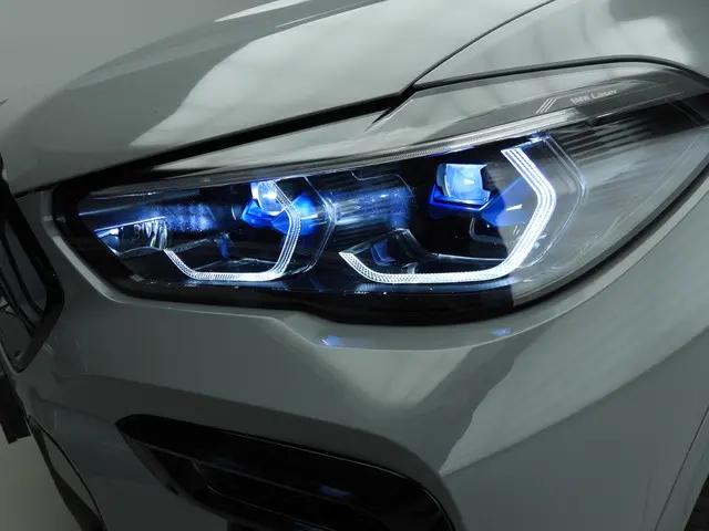 BMW X6 xDrive40i 2022 Benzine 57