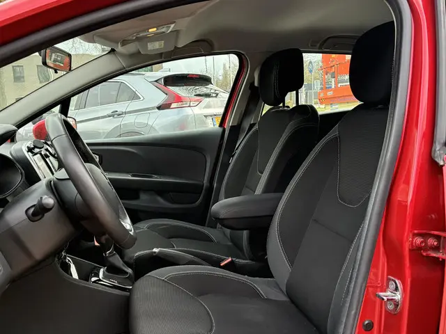 Renault Clio Estate 1.2 TCe Zen 2017 Benzine 8