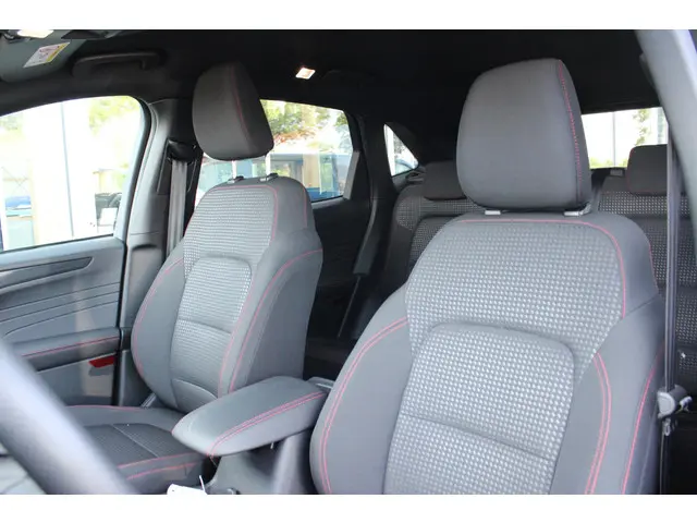 Ford Kuga 2.5 PHEV ST-Line 2024 Hybride Benzine 10