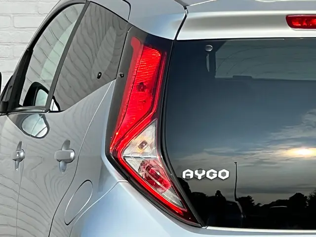 Toyota Aygo 1.0 VVT-i x-joy Automaat 5-deurs 2019 Benzine 8