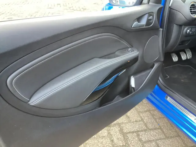 Opel ADAM 1.4 Rocks 2018 Benzine 13