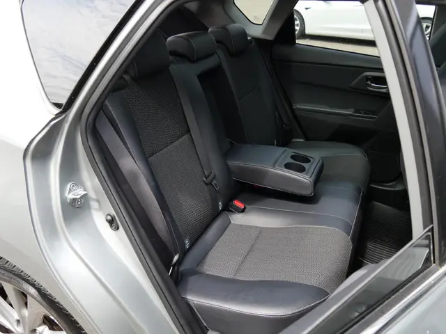 Toyota Auris 1.8 Hybrid Lease Pro 2013 Hybride Benzine 21