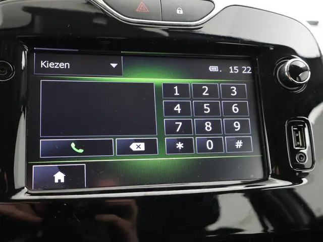 Renault Clio 0.9 TCe 5-DEURS + NAVIGATIE | LMV 2013 Benzine 30