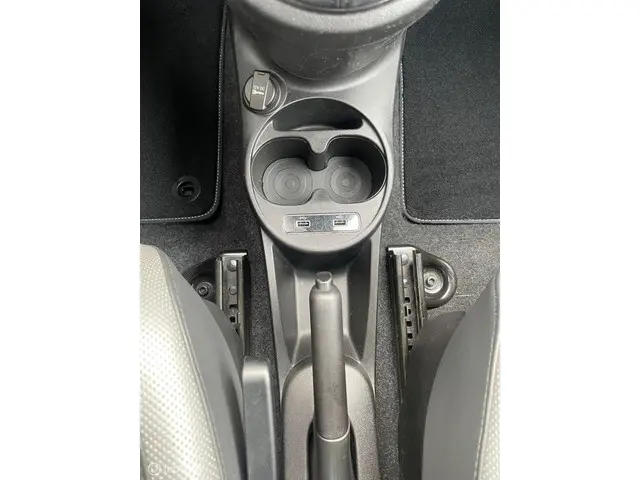 Fiat 500C 1.0 Hybrid Rockstar Cabrio 2020 Benzine 11