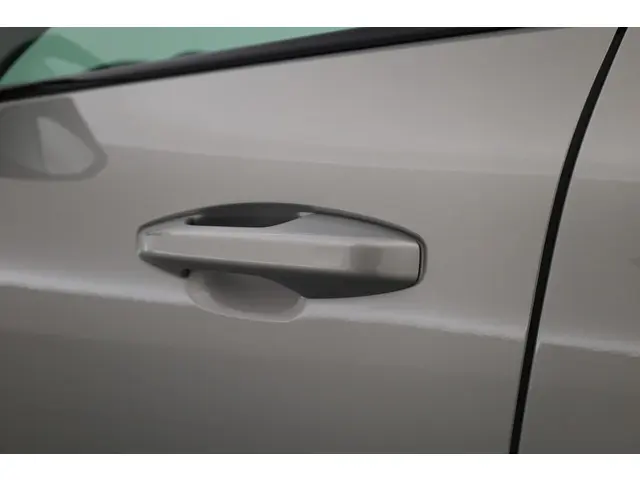 Volvo XC40 2.0 B3 Ultra Dark 2025 Hybride Benzine 46