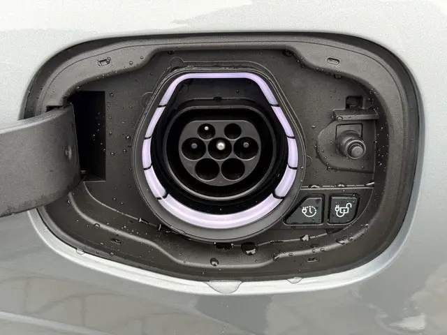 Ford Kuga 2.5 PHEV ST-Line X 2025 Hybride Benzine 16