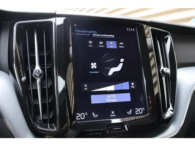 Volvo XC60 T5 Momentum 2019 Benzine 47