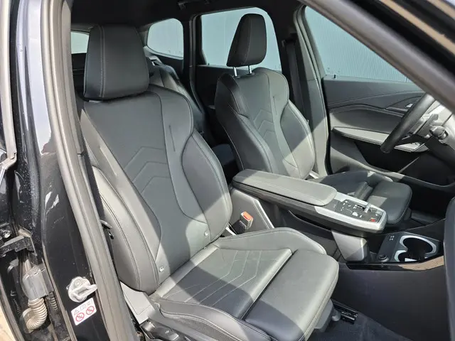 BMW X1 SDrive18i M-pakket/Camera/Navi/Cruise 2023 Benzine 25