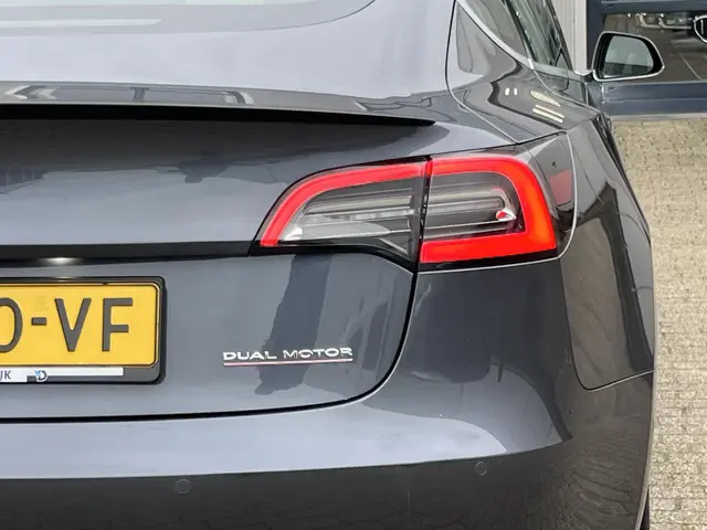 Tesla Model 3 Performance AWD 75 kWh 2019 Elektrisch 52