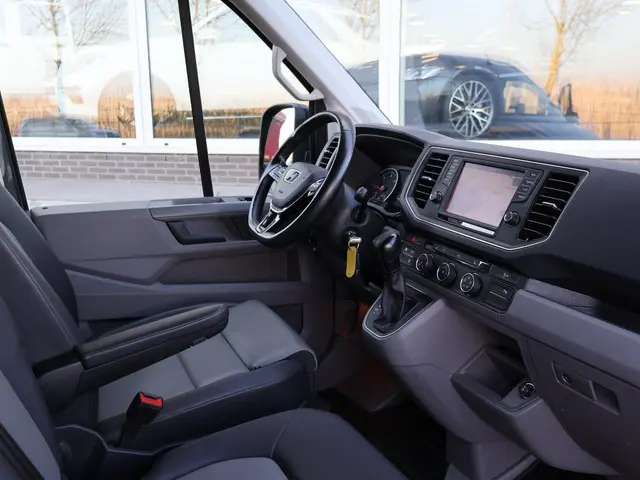 MAN TGE 35 2.0 180 PK AUT. L3H3 + MASSAGE | LED 2019 Diesel 3