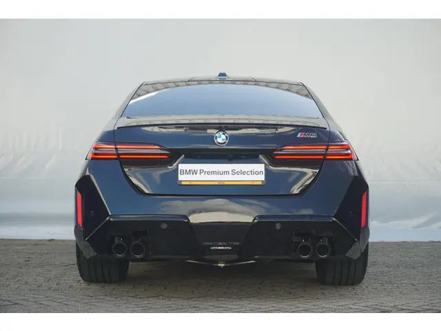 BMW M5 5-serie 2026 Hybride Benzine 4