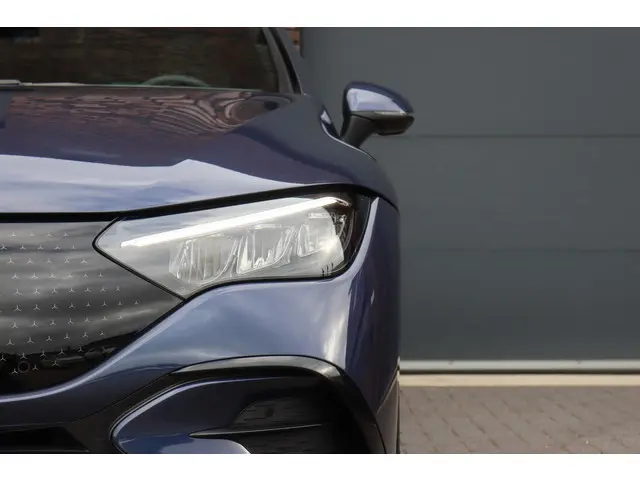 Mercedes-Benz EQE 300 AMG Line 90 kWh | 2025 Elektrisch 23