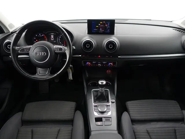Audi A3 Limousine 1.4 TFSI Pro Line S- 2015 Benzine 7