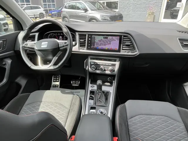 SEAT Ateca 1.5 TSi DSG FR Business Intense 2022 Benzine 16
