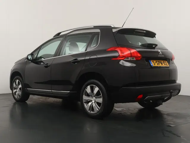 Peugeot 2008 3