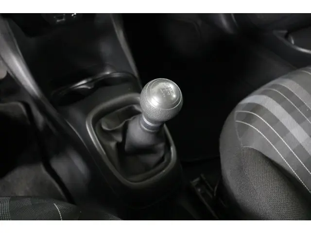 Peugeot 108 1.0 e-VTi Active 2018 Benzine 21