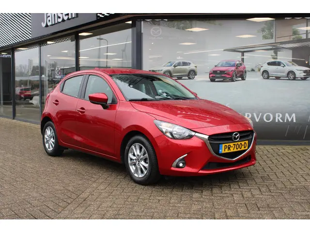 Mazda 2 1.5 Skyactiv-G Dynamic 2017 Benzine 2