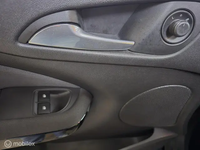 Opel ADAM 1.4 Slam Black Favourite 2015 Benzine 20