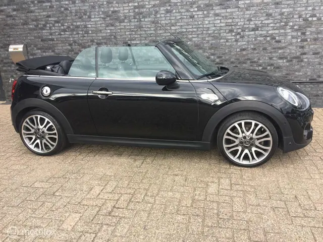 MINI Cooper S Cabrio 2.0 2019 Benzine 6