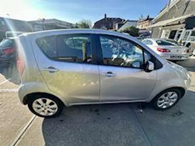 Opel Agila 1.0 Edition 2012 Benzine 5