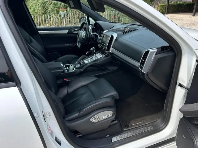 Porsche Cayenne 4.8 GTS panorama 22 inch 2013 Benzine 5