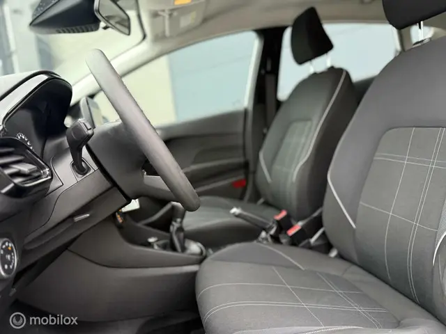 Ford Fiesta 1.1 Trend 2018 71PK 5-deurs 2018 Benzine 10