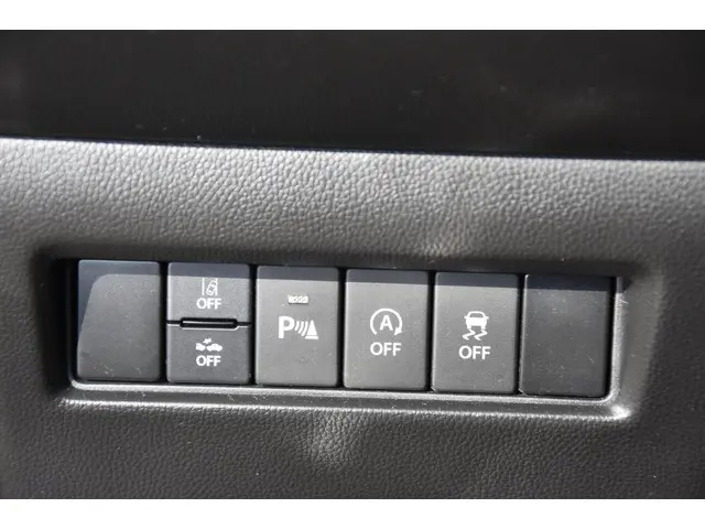 Suzuki Swift 1.2 Style Smart Hybrid 2021 Hybride Benzine 6
