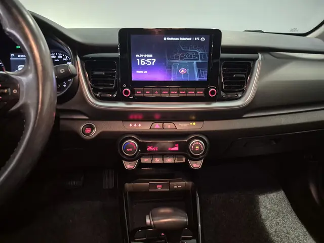 Kia Stonic 1.0 Automaat T-GDI MHEV 2020 Benzine 10