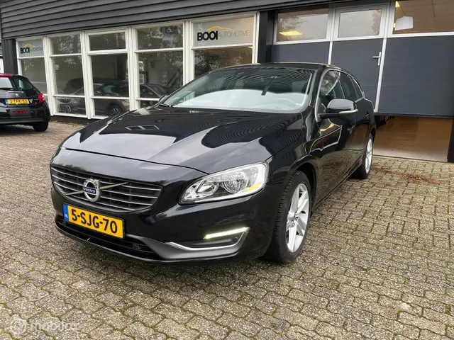 Volvo V60 1.6 D2 Summum 2013 Diesel 7