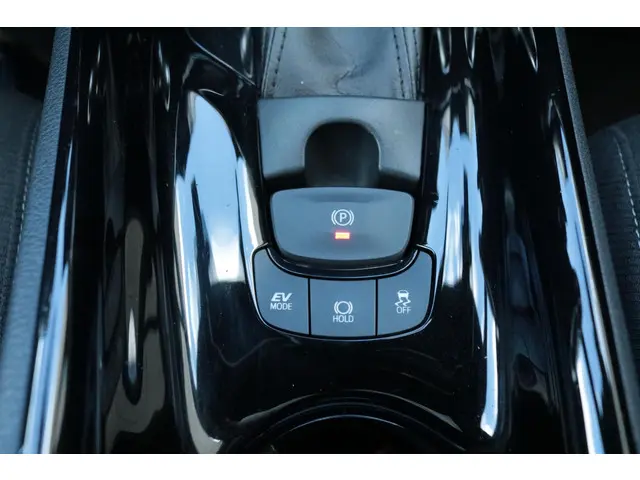 Toyota C-HR 1.8 Hybrid Style 2018 Hybride Benzine 35