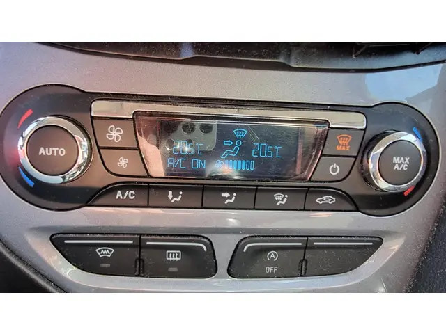 Ford Focus Wagon 1.0 EcoBoost Titanium 2013 Benzine 27