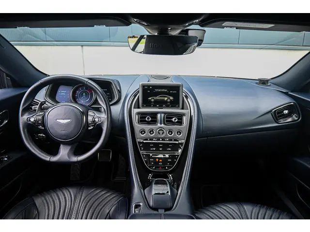 Aston Martin DB11 5.2 V12 2016 Benzine 32
