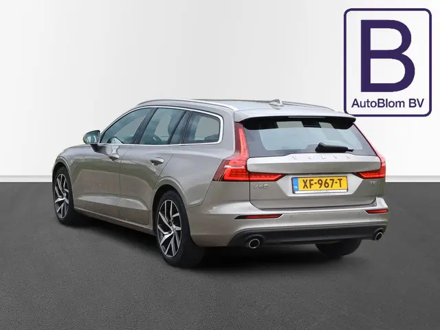 Volvo V60 2.0 T5 Momentum 2018 Benzine 8