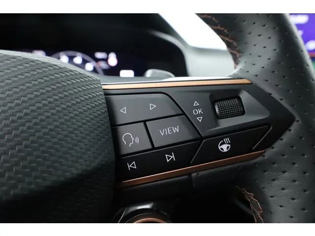 CUPRA Terramar 1.5 eTSI 2025 Benzine 16