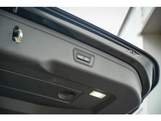 BMW 3 Serie Touring M340i xDrive 2020 Benzine 31