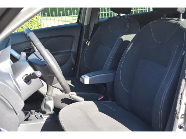 Dacia Logan MCV 0.9 TCe Prestige 2015 Benzine 7