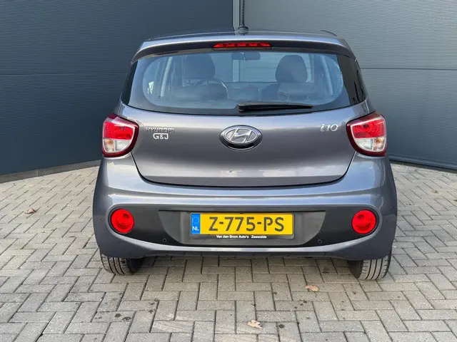Hyundai i10 1.2i Carplay / Navi / Facelift 2018 Benzine 11