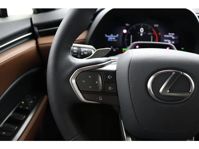 Lexus LBX Relax 2WD 2025 Hybride Benzine 18